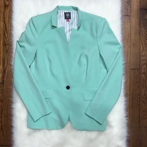 NWT Vince Camuto Mint Blazer